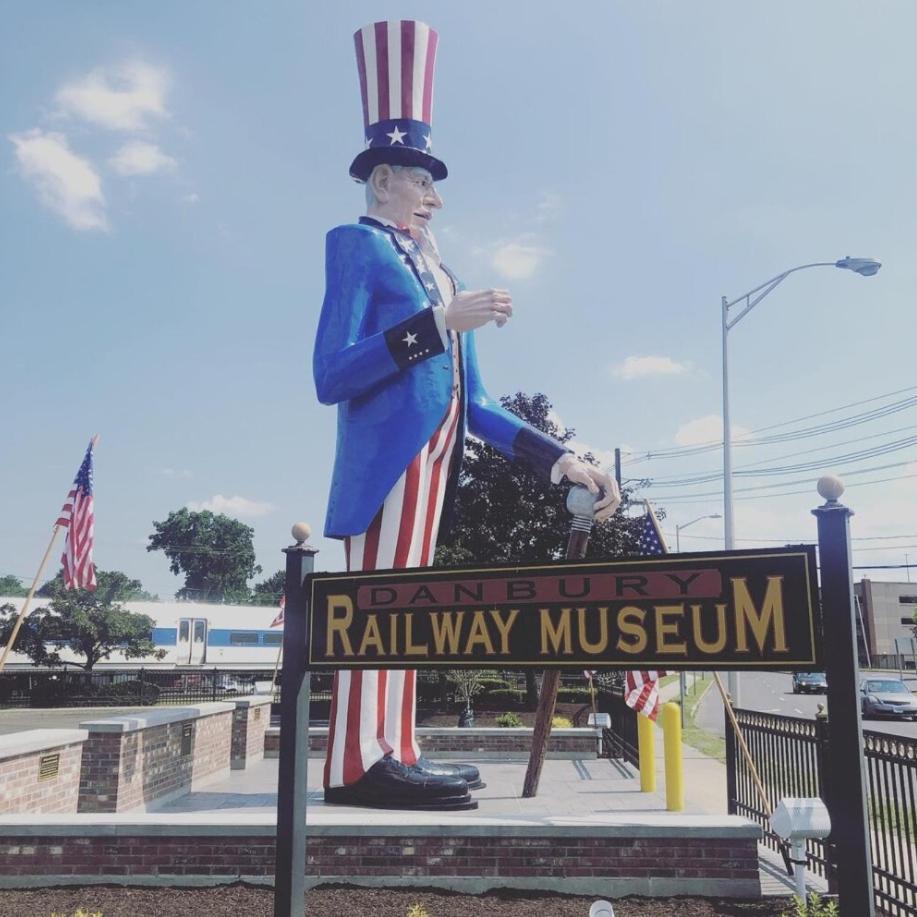 Welcome To Hat City Danbury, A Suburban Retreat Exteriér fotografie