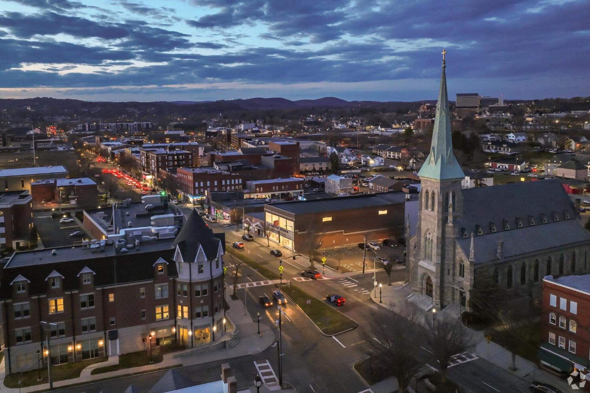 Welcome To Hat City Danbury, A Suburban Retreat Exteriér fotografie