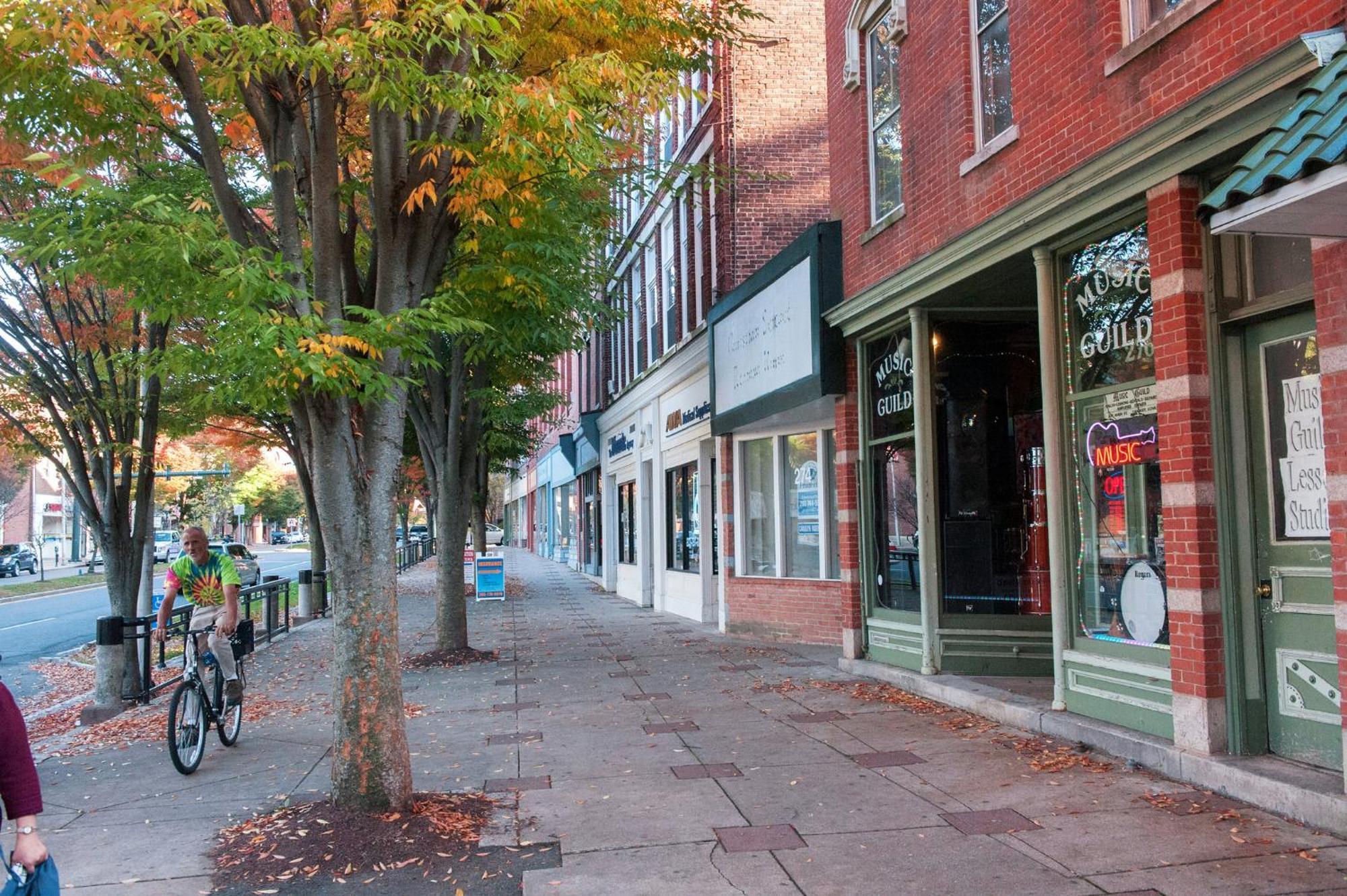 Welcome To Hat City Danbury, A Suburban Retreat Exteriér fotografie