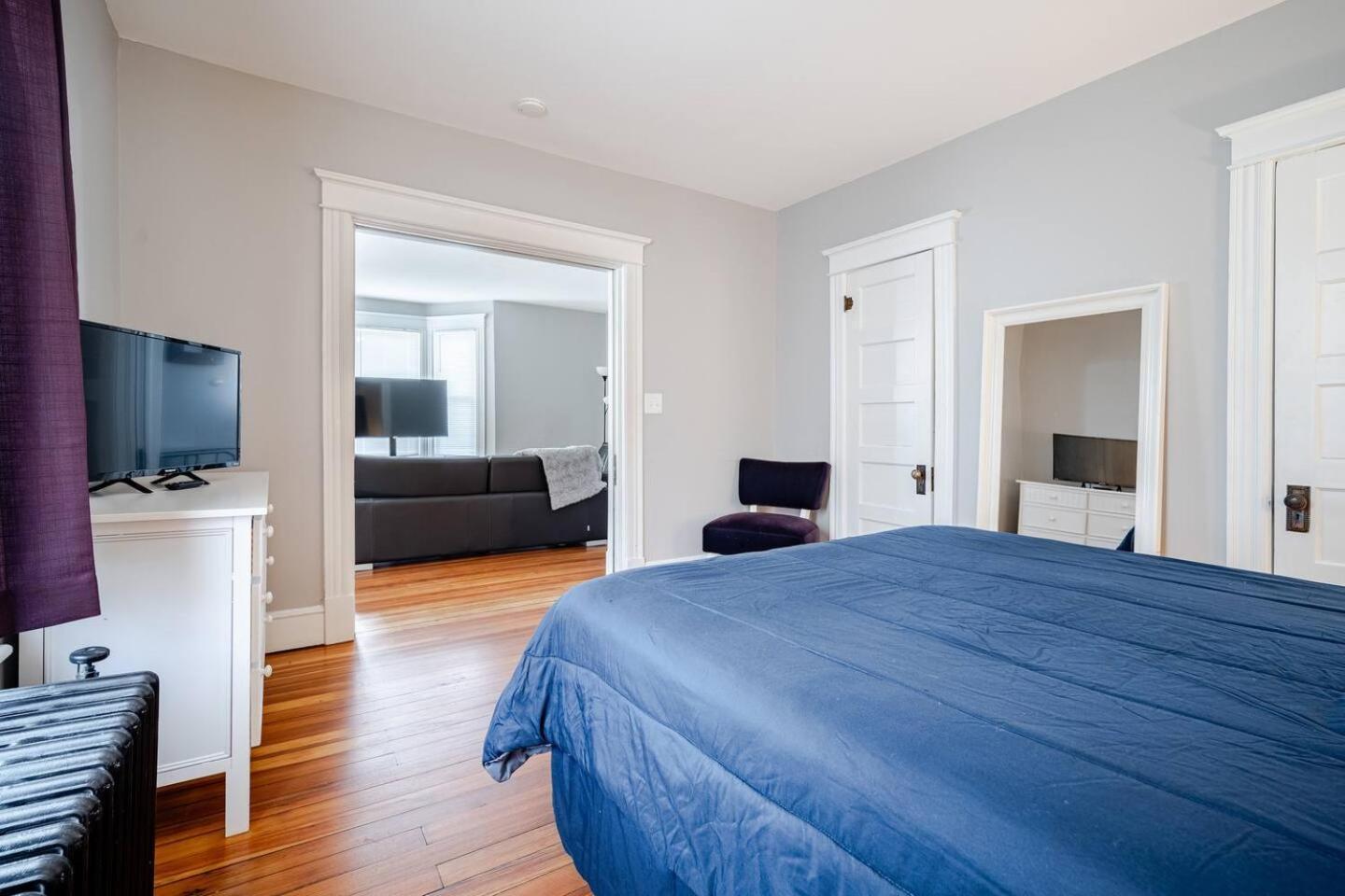 Welcome To Hat City Danbury, A Suburban Retreat Exteriér fotografie